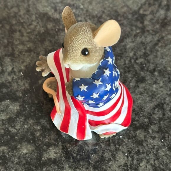 Fitz and Floyd Other - Charming Tails Wrapped With Pride 89/139 by Fitz & Floyd